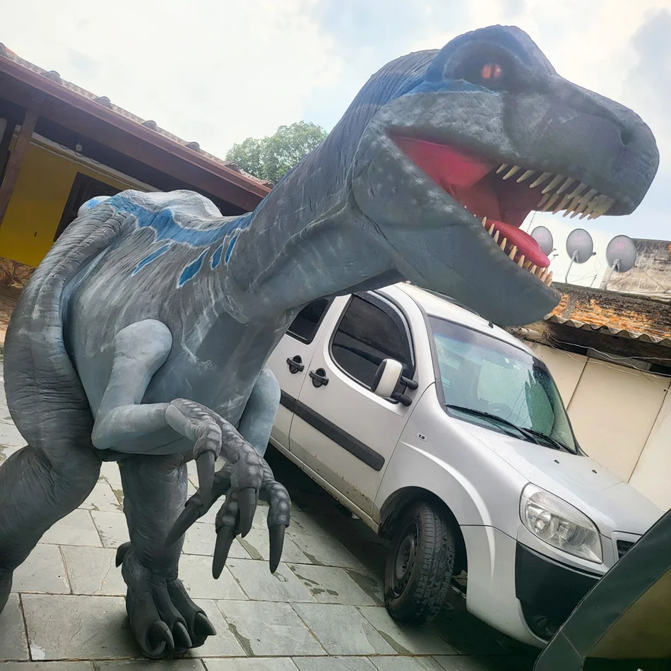 Equipe de dinossauros realistas em São Paulo para festa temática de dinossauro